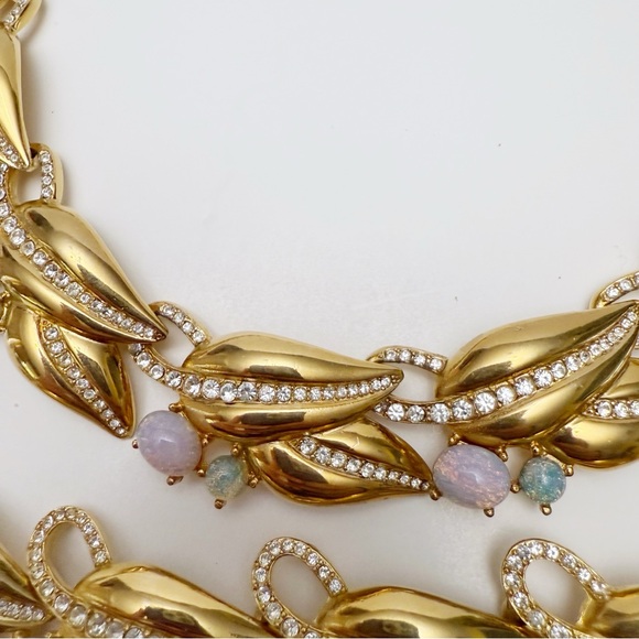 Vintage Foiled Faux Opal Glass Cabochon Rhinestone Leaf Necklace & Bracelet Set - Picture 6 of 16